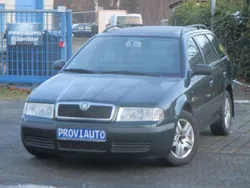 Naturgruen metallic Gebraucht 2001 Skoda Octavia Classic Kombi | 500 € (Guter Preis)