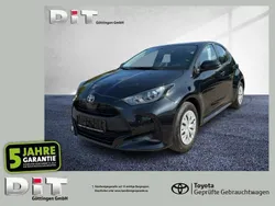 Black mica / ink Gebraucht 2021 Toyota Yaris Comfort Limousine | 14.990 € (Fairer Preis)