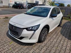 Weiß Gebraucht 2022 Peugeot 208 Active Kleinwagen | 16.900 €