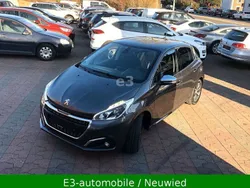 Grau Gebraucht 2019 Peugeot 208 Kleinwagen | 10.890 € (Teuer)