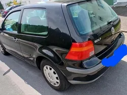 Schwarz Gebraucht 1998 VW Golf IV Kleinwagen | 1.000 € (Fairer Preis)
