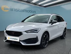 Weiß Gebraucht 2022 Cupra Leon Kombi | 24.699 € (Guter Preis)