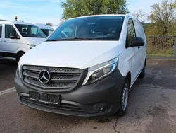 Weiß Gebraucht 2020 Mercedes Vito Van / Kleinbus | 20.299 € (Superpreis)