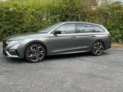 Grau Gebraucht 2022 Skoda Octavia RS Kombi | 34.900 € (Etwas zu teuer)