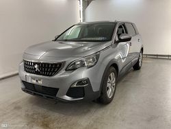 Grau Gebraucht 2020 Peugeot 5008 Van / Kleinbus | 14.161 € (Guter Preis)