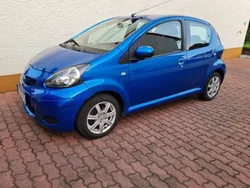 Blau Gebraucht 2012 Toyota Aygo Kleinwagen | 2.999 € (Fairer Preis)