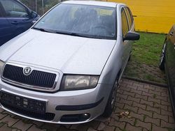 Silber Gebraucht 2007 Skoda Fabia Ambiente Kleinwagen | 850 € (Superpreis)