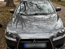 Grau Gebraucht 2010 Mitsubishi Lancer Top Limousine | 3.400 €