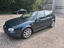 Grau Gebraucht 1999 VW Golf IV Kleinwagen | 1.600 € (Fairer Preis)