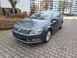Grau Gebraucht 2011 VW Passat Comfortline Kombi | 3.900 € (Fairer Preis)