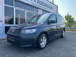 Blau Gebraucht 2021 VW Caddy Van / Kleinbus | 22.000 € (Fairer Preis)