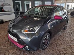 Grau Gebraucht 2020 Toyota Aygo x-style Kleinwagen | 9.550 € (Fairer Preis)