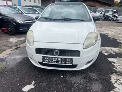 Weiss Gebraucht 2009 Fiat Grande Punto Kleinwagen | 298 € (Superpreis)