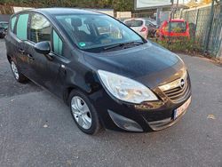 Schwarz Gebraucht 2010 Opel Meriva Color Edition Van / Kleinbus | 3.999 € (Fairer Preis)