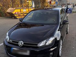 Schwarz Gebraucht 2010 VW Golf VI GTD Limousine | 8.100 €