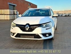 Weiß Gebraucht 2017 Renault Mégane IV Limousine | 6.300 € (Fairer Preis)