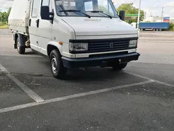 Weiß Gebraucht 1993 Peugeot J5 | 14.950 €