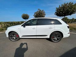 Weiß Gebraucht 2018 Audi SQ7 Ambiente SUV | 59.800 €