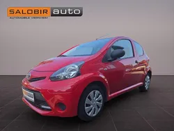Rot Gebraucht 2012 Toyota Aygo Kleinwagen | 4.490 € (Fairer Preis)