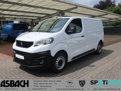 Weiss Gebraucht 2022 Peugeot Expert Avantage Van | 21.990 € (Fairer Preis)