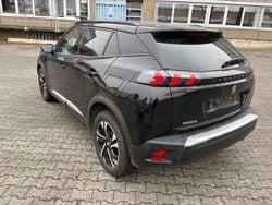 Schwarz Gebraucht 2022 Peugeot 2008 Allure SUV | 11.841 € (Superpreis)