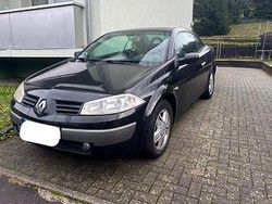 Schwarz Gebraucht 2005 Renault Mégane Cabriolet Cabrio | 950 € (Superpreis)