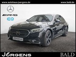 Metalliclack obsidianschwarz Gebraucht 2024 Mercedes E220 Avantgarde Limousine | 54.880 €