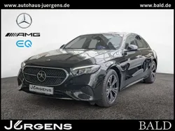 Metalliclack obsidianschwarz Gebraucht 2024 Mercedes E220 Avantgarde Limousine | 54.880 € (Fairer Preis)