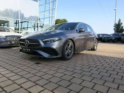 Grau Gebraucht 2024 Mercedes A180 Advanced Plus Limousine | 31.700 € (Fairer Preis)