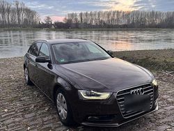 Braun Gebraucht 2012 Audi A4 Ambition Kombi | 10.990 € (Fairer Preis)