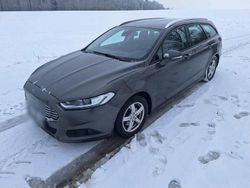Grau Gebraucht 2017 Ford Mondeo Kombi | 9.900 € (Guter Preis)