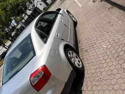 Silber Gebraucht 2002 Audi A4 Kombi | 2.199 € (Fairer Preis)