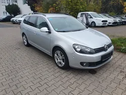 Silber Gebraucht 2010 VW Golf VI Highline Kombi | 8.650 € (Etwas zu teuer)