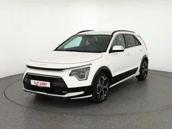 Weiß Gebraucht 2022 Kia Niro 2 SUV | 30.490 € (Fairer Preis)