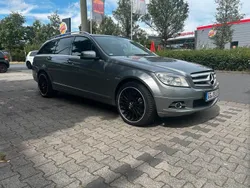 Grau Gebraucht 2011 Mercedes C220 Kombi | 8.900 €