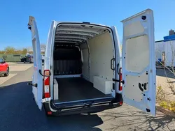 Neu 2024 Renault Master Van | 30.939 €