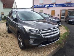 Grau Gebraucht 2018 Ford Kuga Titanium SUV | 12.750 € (Superpreis)