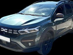 Grün Gebraucht 2023 Dacia Jogger Extreme Van / Kleinbus | 16.790 € (Guter Preis)