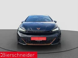 Schwarz Gebraucht 2024 Cupra Born Kleinwagen | 33.450 € (Fairer Preis)