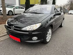 Schwarz obsidien/metallic Gebraucht 2005 Peugeot 206 CC Platinum Cabrio | 2.300 € (Fairer Preis)