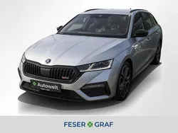 Brillantsilber metallic met. Gebraucht 2022 Skoda Octavia RS Kombi | 26.440 € (Guter Preis)