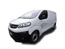 Weiss Gebraucht 2024 Opel Vivaro-e Combi Van | 47.549 €