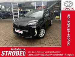 Schwarz Gebraucht 2025 Toyota Yaris Cross Business Edition SUV | 24.880 € (Fairer Preis)