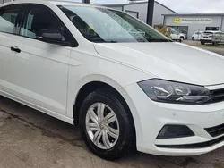 Pure white Gebraucht 2019 VW Polo Trendline Kleinwagen | 12.990 € (Fairer Preis)