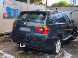 Grau Gebraucht 2005 BMW X3 SUV | 4.200 € (Fairer Preis)