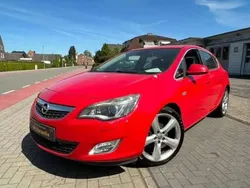 Power rot/traffic red ral3020 Gebraucht 2009 Opel Astra Sport Kleinwagen | 4.400 € (Guter Preis)