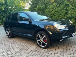 Schwarz Gebraucht 2005 Porsche Cayenne Turbo SUV | 10.000 €