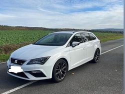 Weiß Gebraucht 2019 Seat Leon ST FR Kombi | 16.900 € (Fairer Preis)