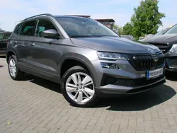 Graphite grey Gebraucht 2024 Skoda Karoq Selection SUV | 29.980 € (Guter Preis)