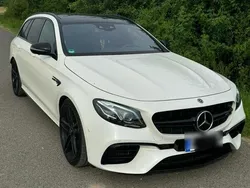 Weiß Gebraucht 2018 Mercedes E63S AMG AMG Kombi | 52.000 €